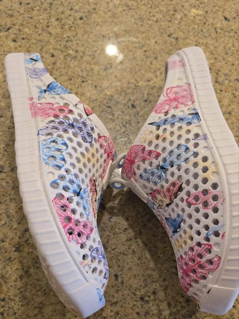 Butterfly Print Slip-On Clog - White, Pink & Blue